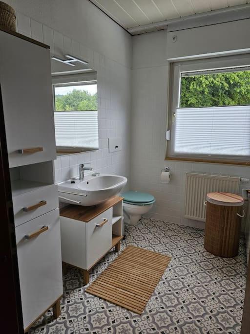 Grosse Ferienwohnung Am Waldrand Шёнау Экстерьер фото