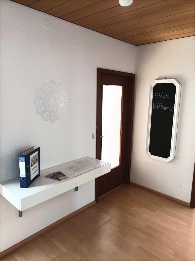 Grosse Ferienwohnung Am Waldrand Шёнау Экстерьер фото